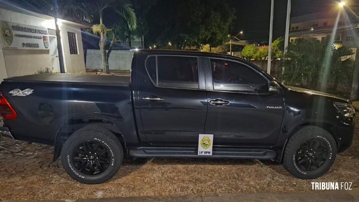 PM recupera veículo furtado e prende dois homens na BR-277 em Medianeira PM recupera veículo furtado e prende dois homens na BR-277 em Medianeira