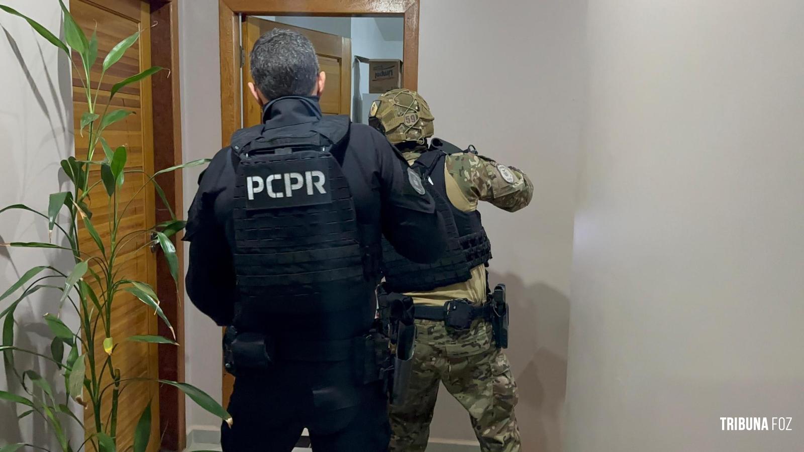 Policia Civil desarticula grupo suspeito de movimentar R$ 4,3 milhões com tráfico de drogas e envolve iguaçuenses Policia Civil desarticula grupo suspeito de movimentar R$ 4,3 milhões com tráfico de drogas e envolve iguaçuenses