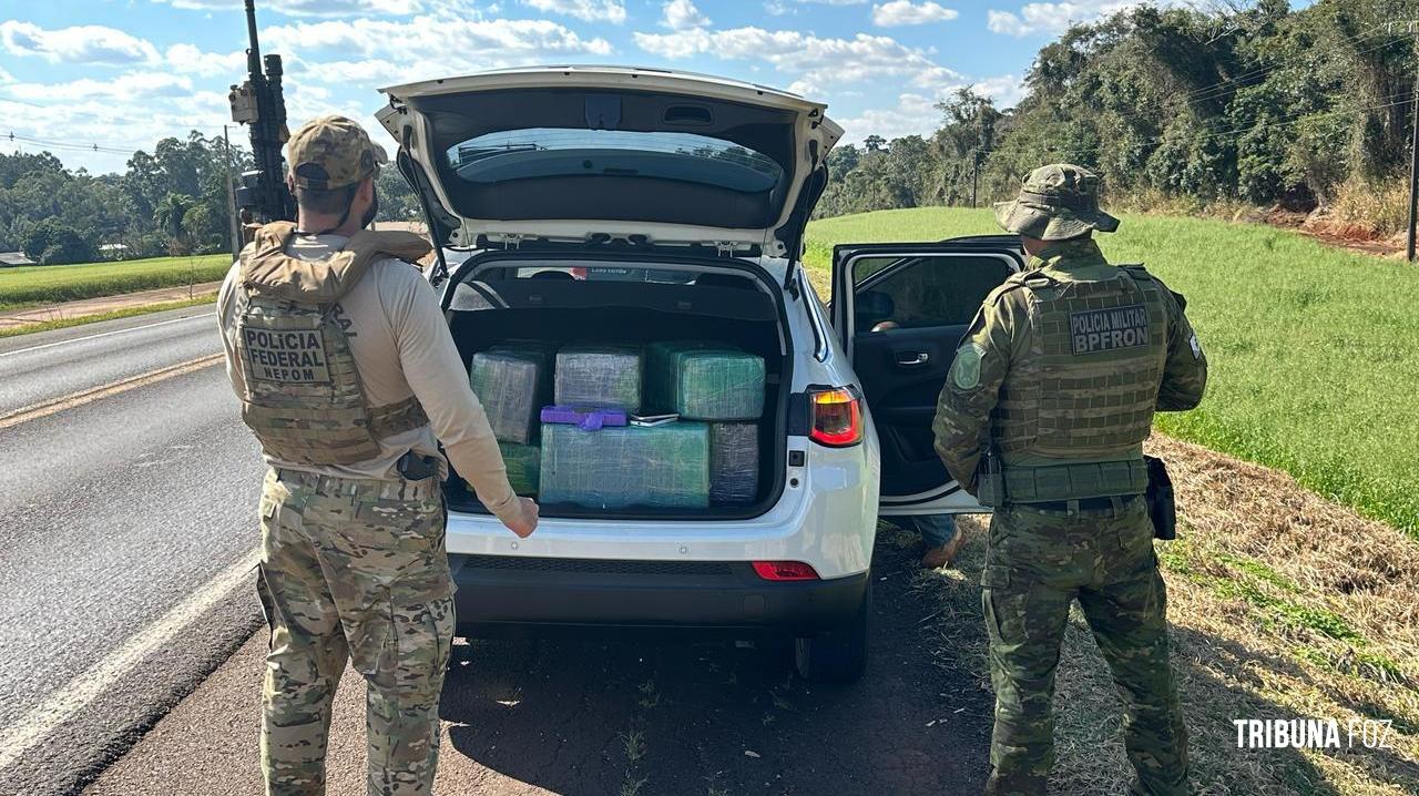 Policia Federal prende duas mulheres com 223 Kg de maconha em Céu Azul Policia Federal prende duas mulheres com 223 Kg de maconha em Céu Azul