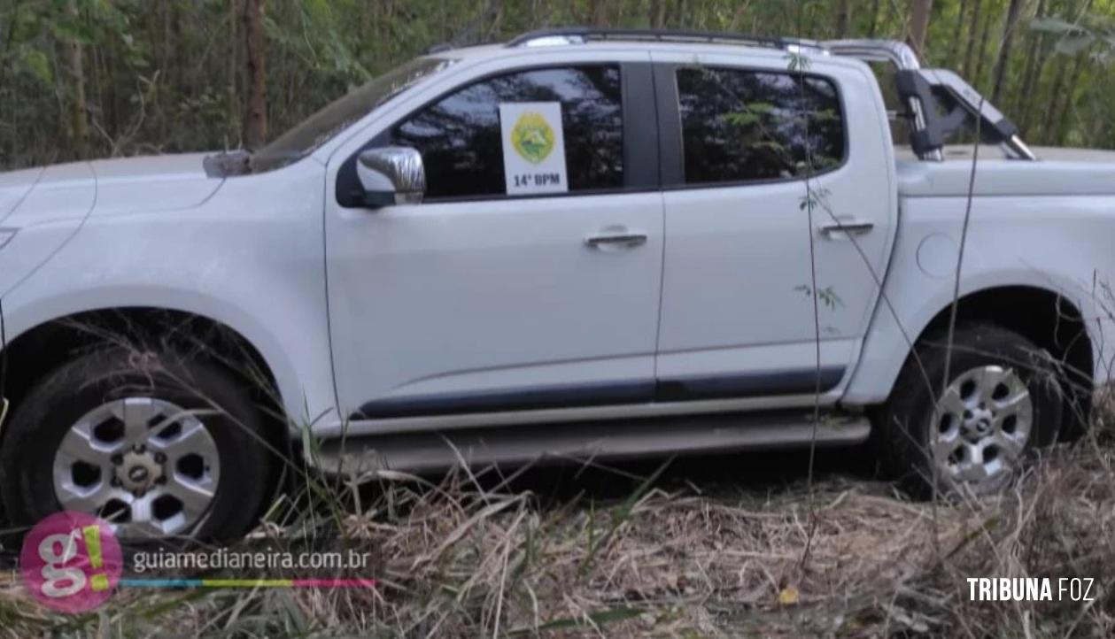 Caminhonete roubada em São Miguel do Iguaçu é recuperada em área de mata em Medianeira