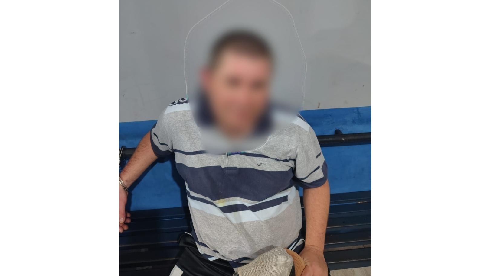 Homem é preso por descumprimento de medida protetiva durante a madrugada no Bairro Cidade Nova Homem é preso por descumprimento de medida protetiva durante a madrugada no Bairro Cidade Nova