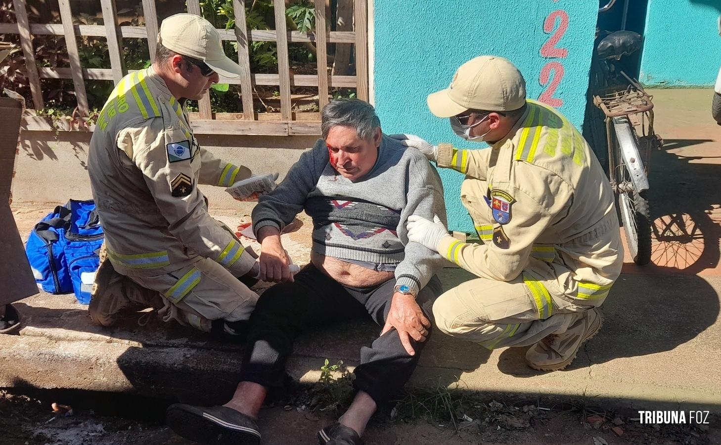 Idoso de 67 anos é socorrido pelo Siate após queda de bicicleta no Porto Meira