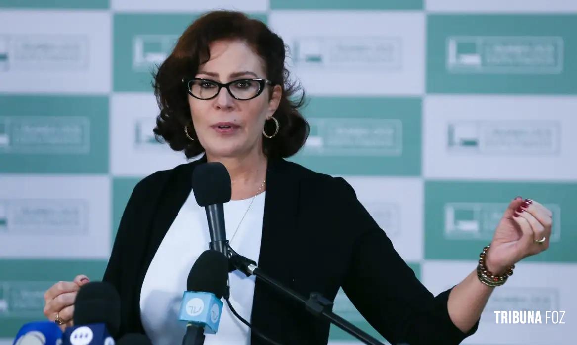 Ministro do STF pede que AGU tome providências para extradição de Zambelli Ministro do STF pede que AGU tome providências para extradição de Zambelli