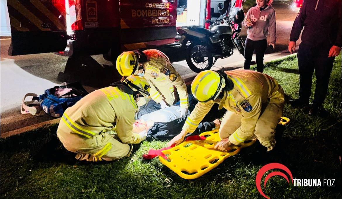 Motociclista fica ferido após ser fechado por caminhonete na saída da BR-277 com Av. Paraná Motociclista fica ferido após ser fechado por caminhonete na saída da BR-277 com Av. Paraná