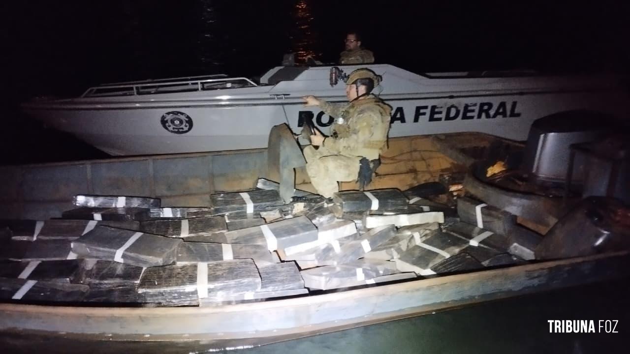 Forças policiais apreendem 1.040 Kg de maconha no Lago de Itaipu Forças policiais apreendem 1.040 Kg de maconha no Lago de Itaipu