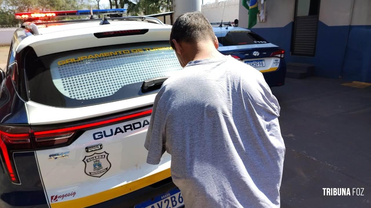 Guarda Municipal cumpre mandado de prisão nas dependências da Prefeitura de Foz