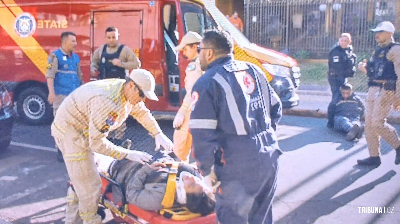 Homem causa acidente após agredir a esposa, agride bombeiros e acaba preso em Foz do Iguaçu