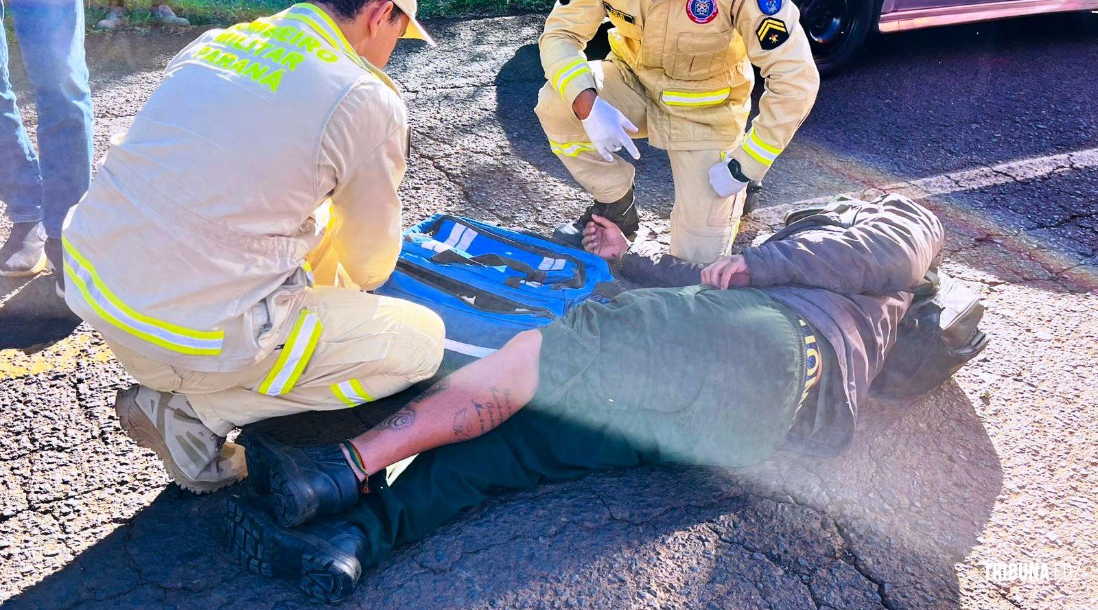 Motociclista fica ferido após ser fechado por caminhão na Av. Fiorino Brol Motociclista fica ferido após ser fechado por caminhão na Av. Fiorino Brol