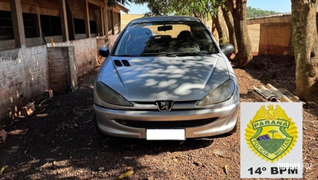 Polícia Militar recupera veículo roubado em Medianeira