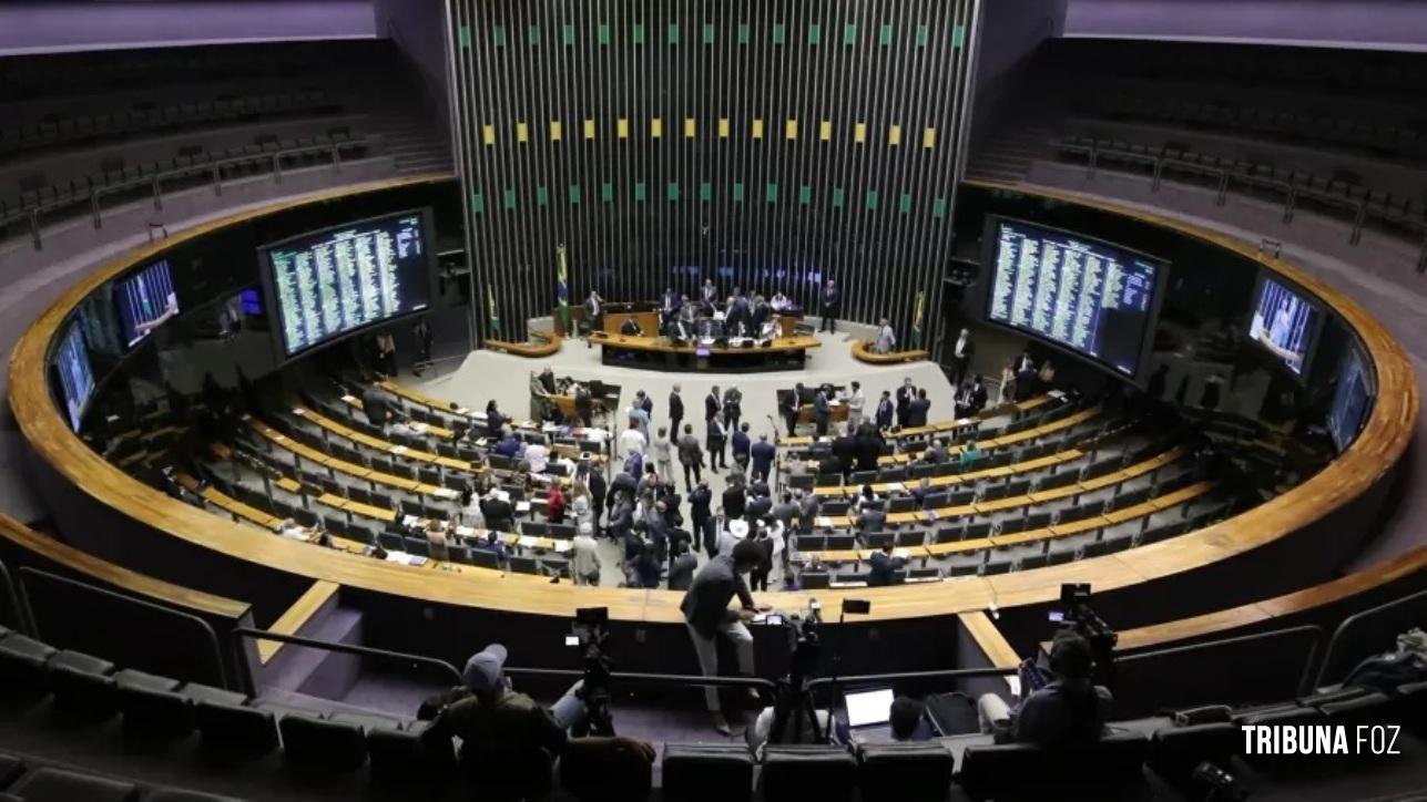 Pressão popular contra PEC da Blindagem piora clima para votar anistia Pressão popular contra PEC da Blindagem piora clima para votar anistia