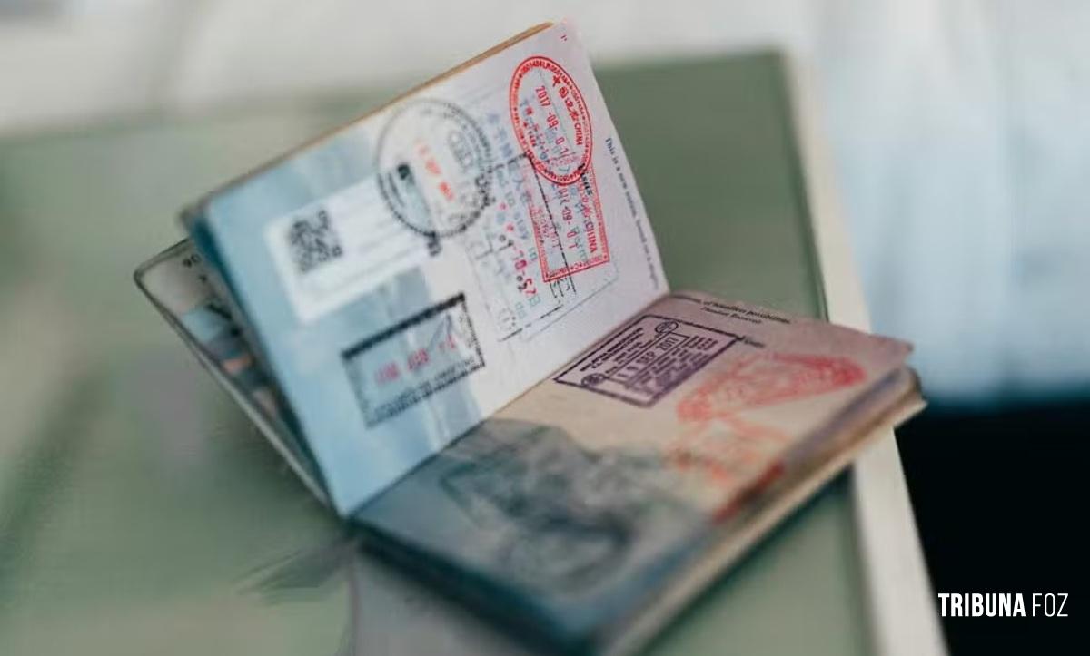 Adeus, carimbo no passaporte: Europa começa a dar fim à tradição neste domingo Adeus, carimbo no passaporte: Europa começa a dar fim à tradição neste domingo