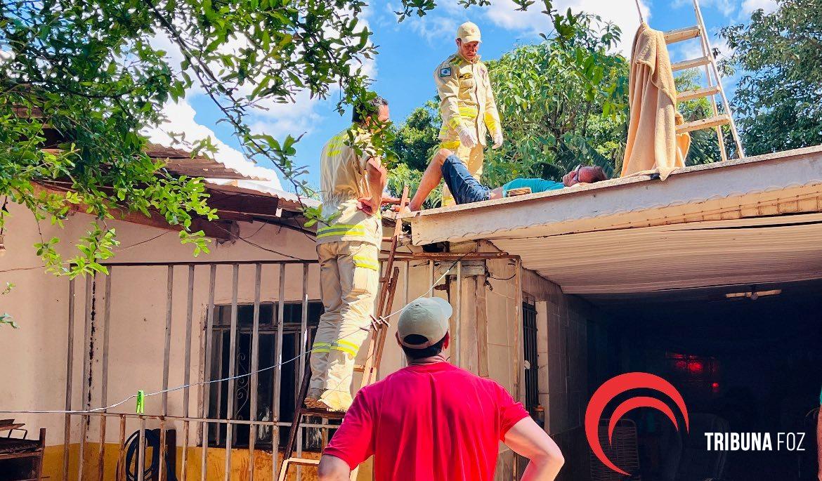 Idoso de 75 anos sofre mal súbito e cai sobre telhado enquanto fazia limpeza no Jardim Santa Rita