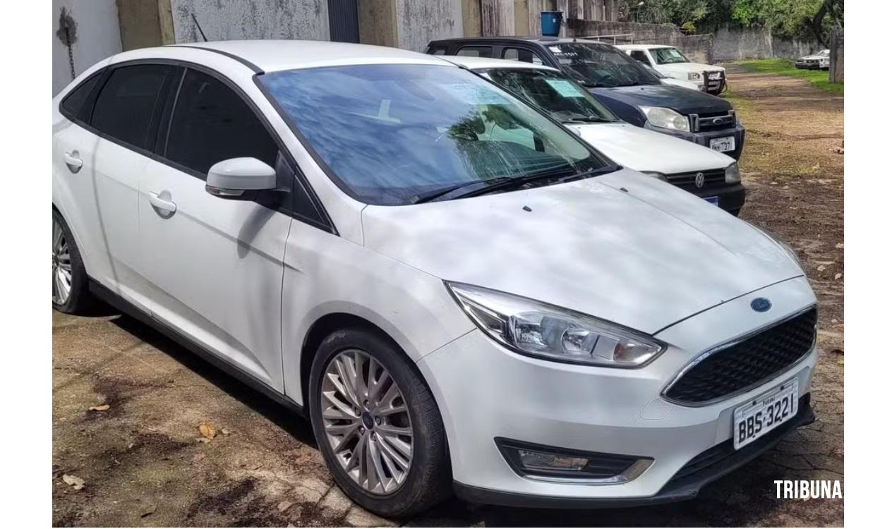 Mais de 300 veículos oficiais vão a leilão no Paraná; lances começam em R$ 632,85 Mais de 300 veículos oficiais vão a leilão no Paraná; lances começam em R$ 632,85