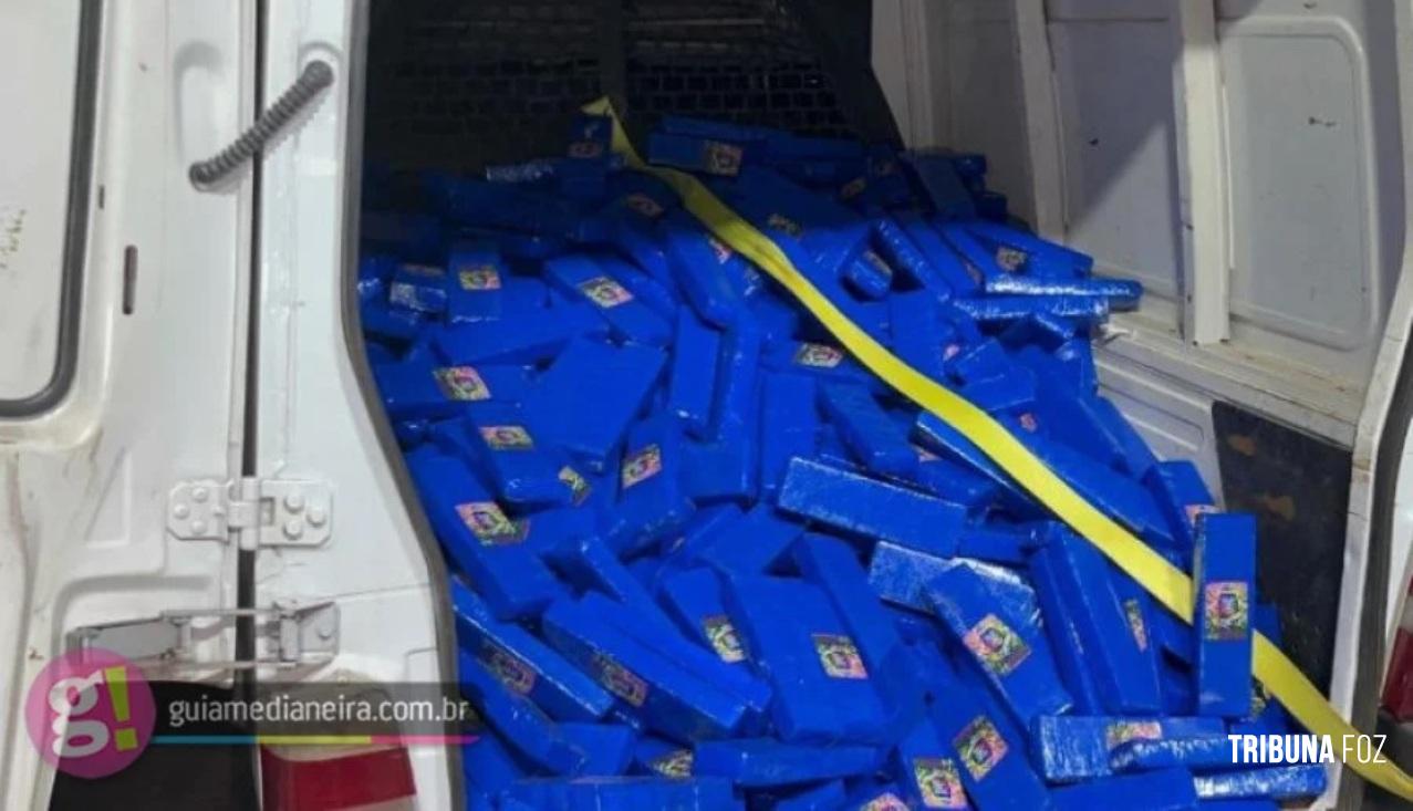 Mais de meia tonelada de maconha é apreendida pela PM na BR-277 em Matelândia Mais de meia tonelada de maconha é apreendida pela PM na BR-277 em Matelândia