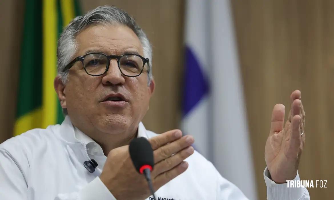 "Não vamos negar aos nossos filhos o direito à vacina", diz Padilha "Não vamos negar aos nossos filhos o direito à vacina", diz Padilha