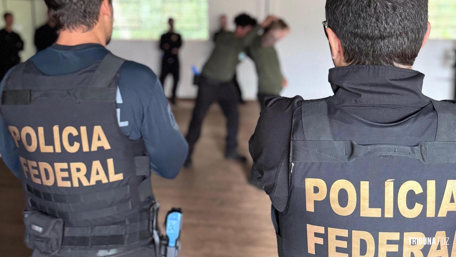 Polícia Federal em Foz do Iguaçu realiza treinamento de abordagem para reforçar segurança em operações Polícia Federal em Foz do Iguaçu realiza treinamento de abordagem para reforçar segurança em operações