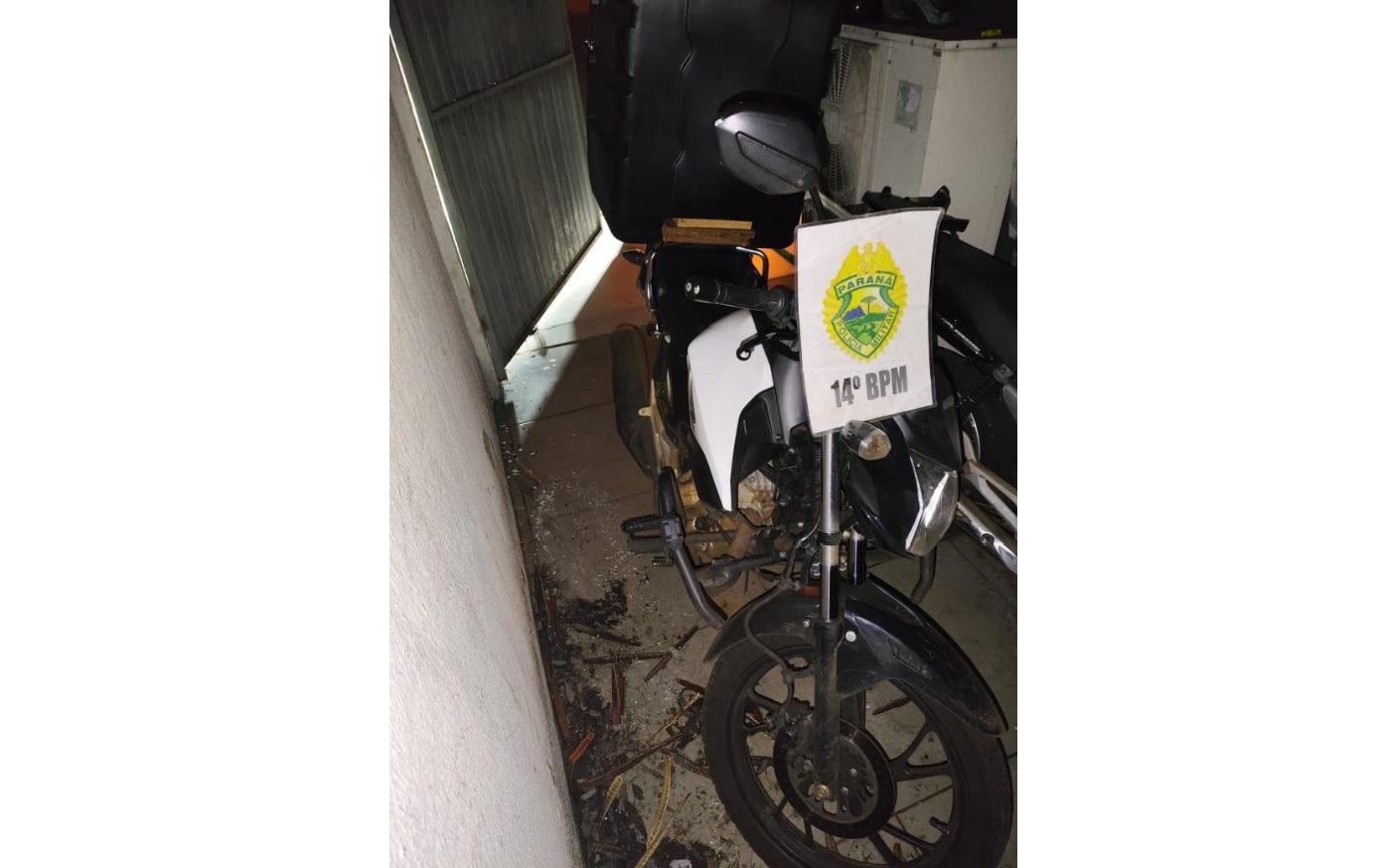 Polícia Militar recupera motocicleta roubada no centro de Foz do Iguaçu