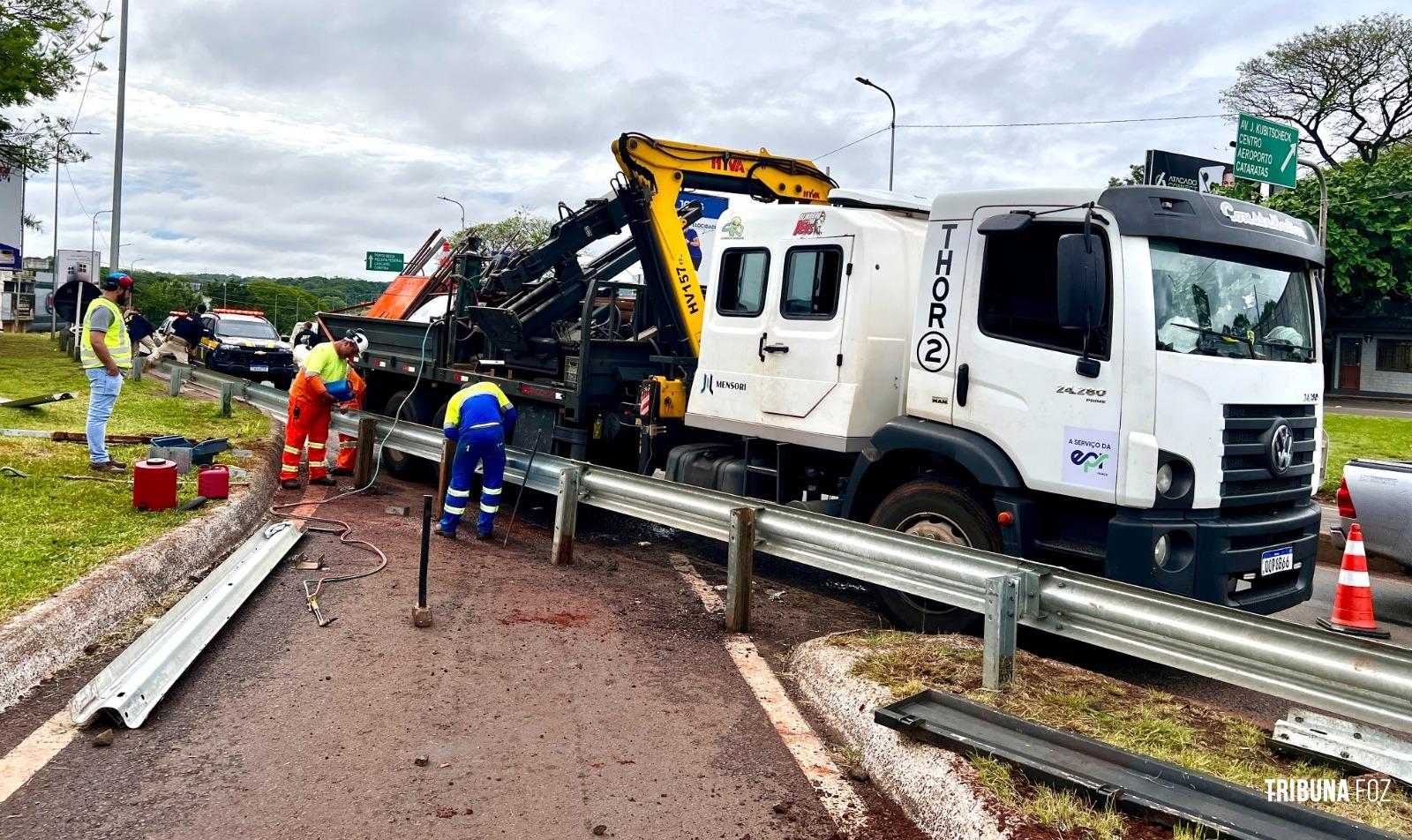 PRF informa fechamento do acesso ao Jardim Jupira na BR-277 em Foz do Iguaçu PRF informa fechamento do acesso ao Jardim Jupira na BR-277 em Foz do Iguaçu