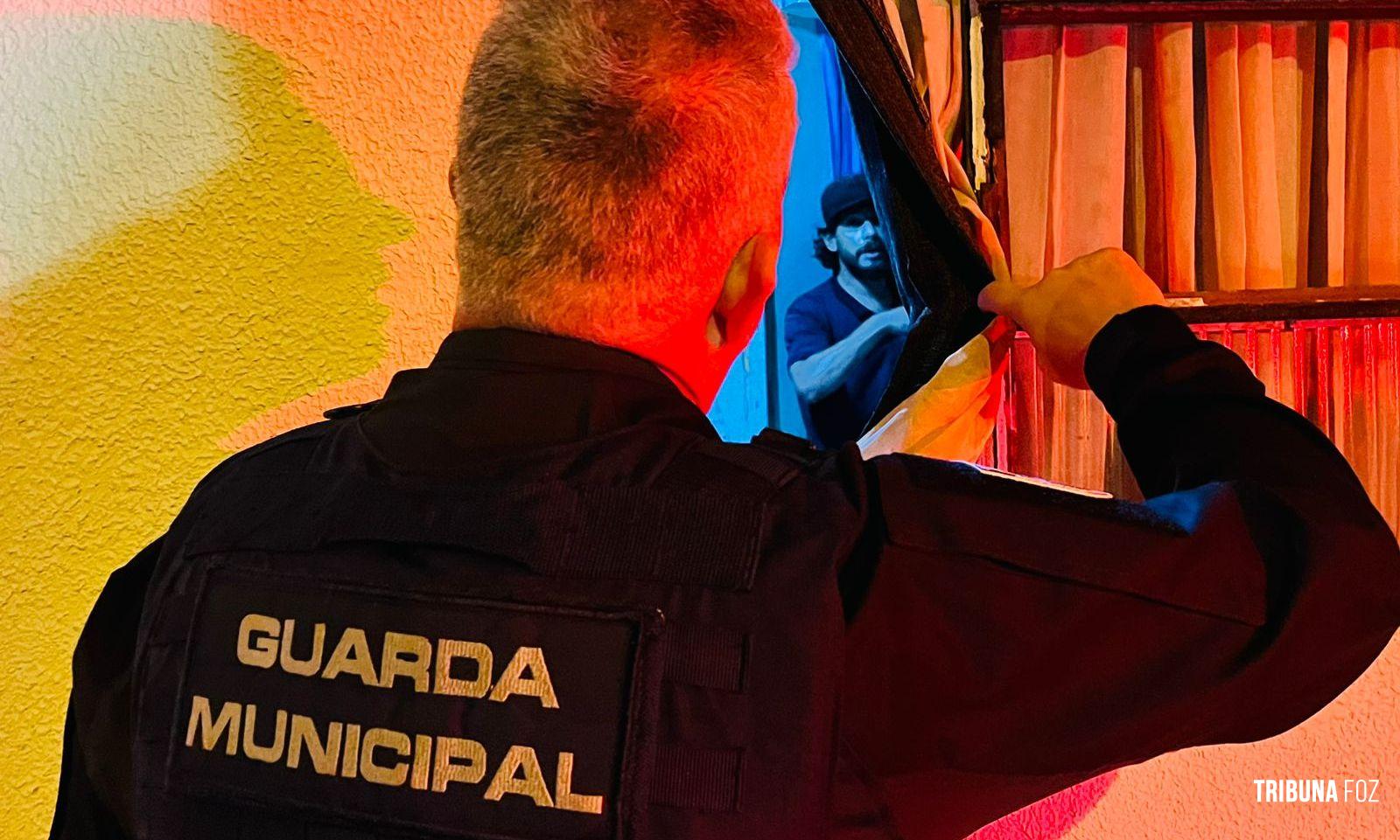 Guarda Municipal prende padrasto que esfaqueou o enteado na Vila Miranda 