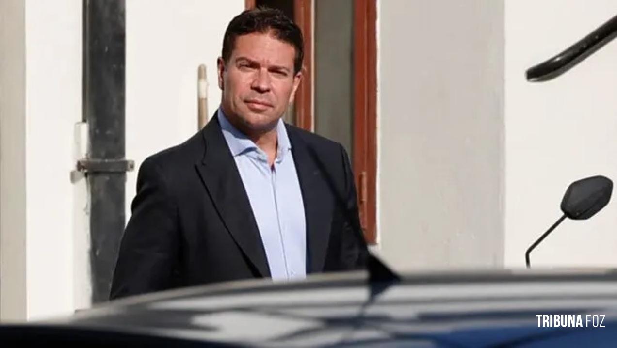 Líder do PT questiona no STF e na Câmara saída de Alexandre Ramagem do país