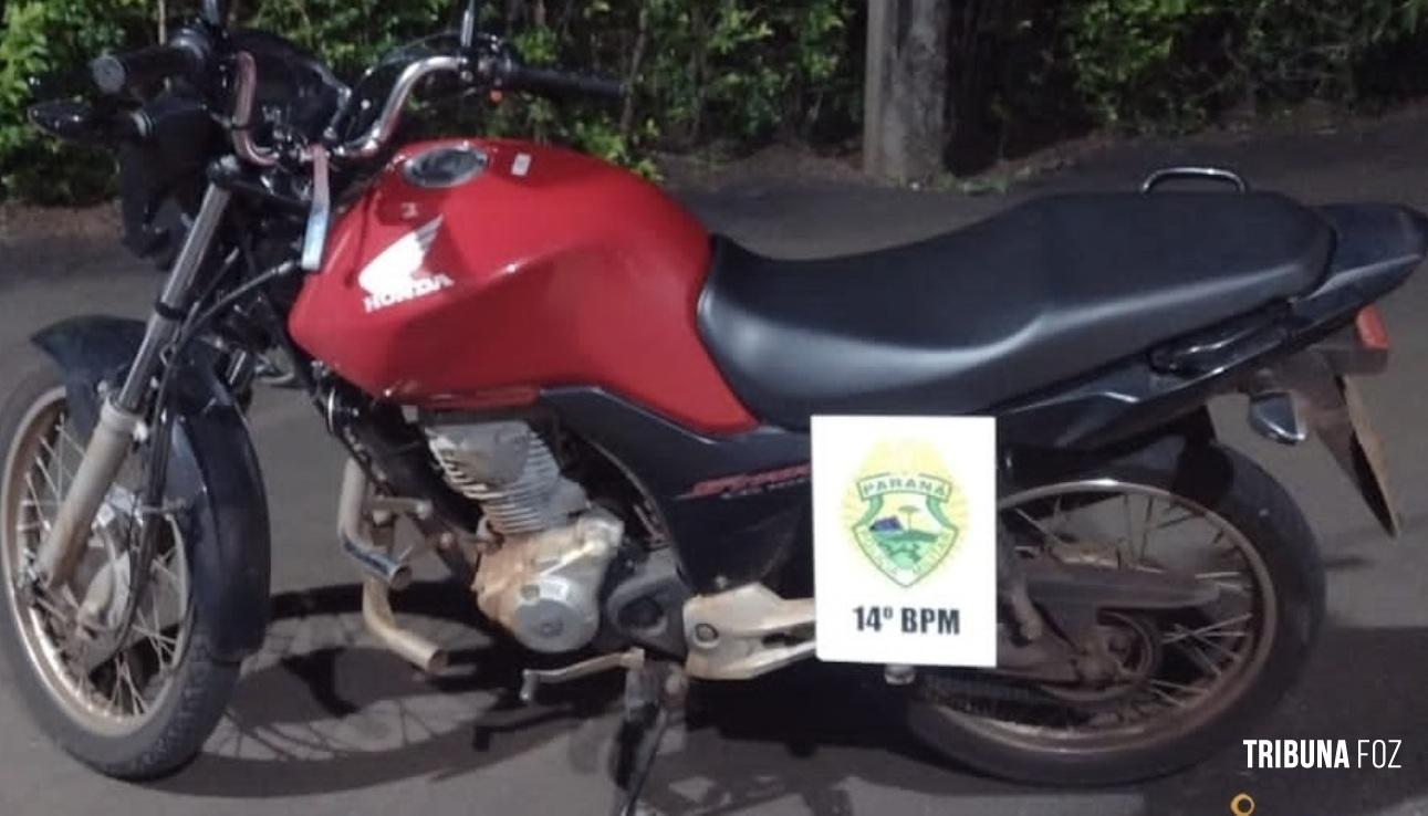 Motociclista é abordado usando celular e tem veículo apreendido em Missal