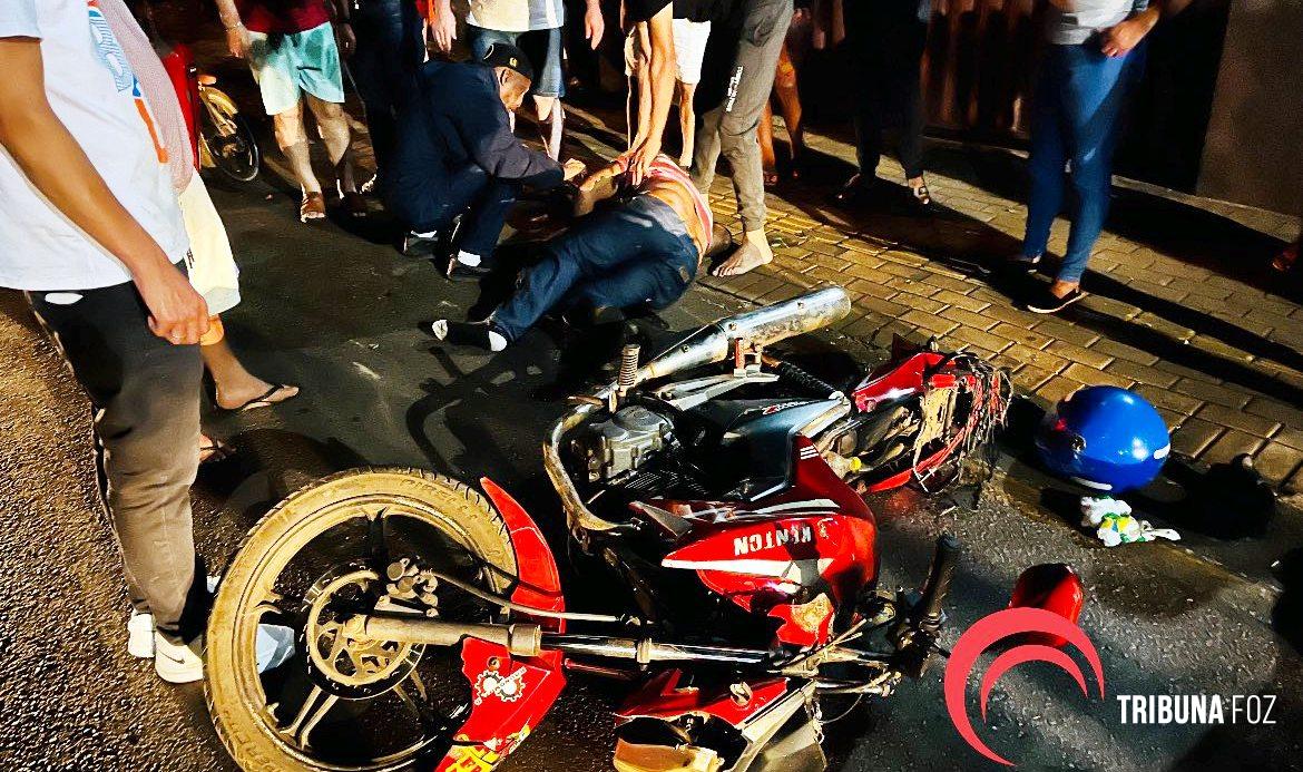 Motociclista fica em estado gravíssimo e perde parte da perna em colisão em muro 