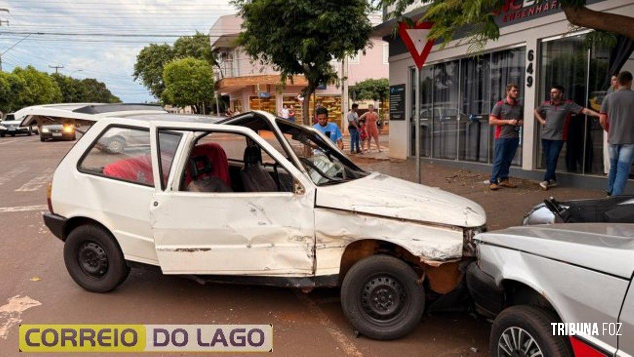 Mulher é ejetada de veículo após acidente de trânsito no centro de Missal