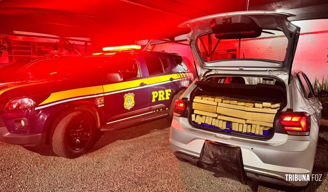 PRF apreende 424,39 Kg de maconha em carro roubado na BR-277 em São Miguel do Iguaçu