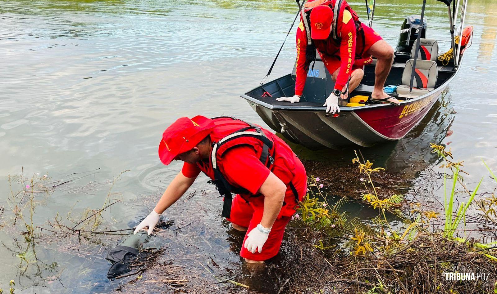 Corpo de homem é encontrado boiando no Rio Paraná em Foz do Iguaçu