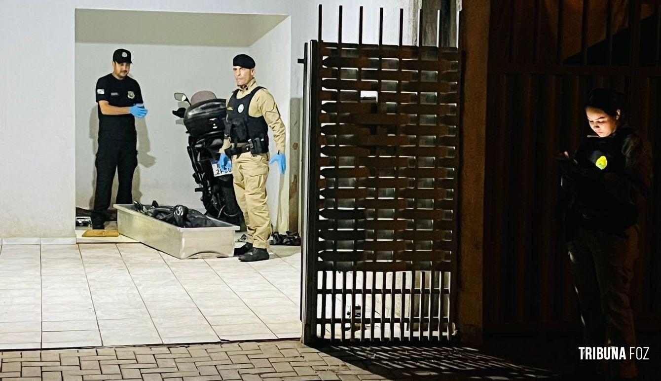 Homem de 50 anos é encontrado morto dentro de casa no Jardim Paraná