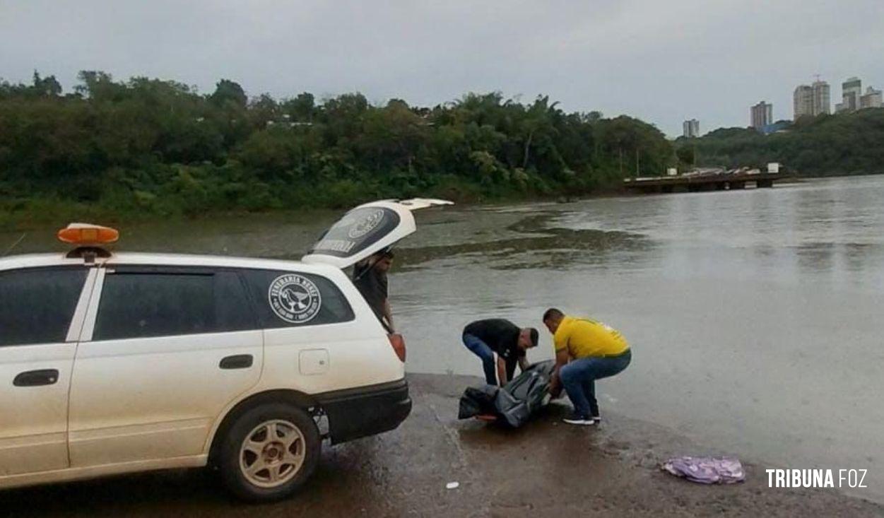 Homem sem identificação em estado de putrefação é encontrado boiando as margens do Rio Paraná