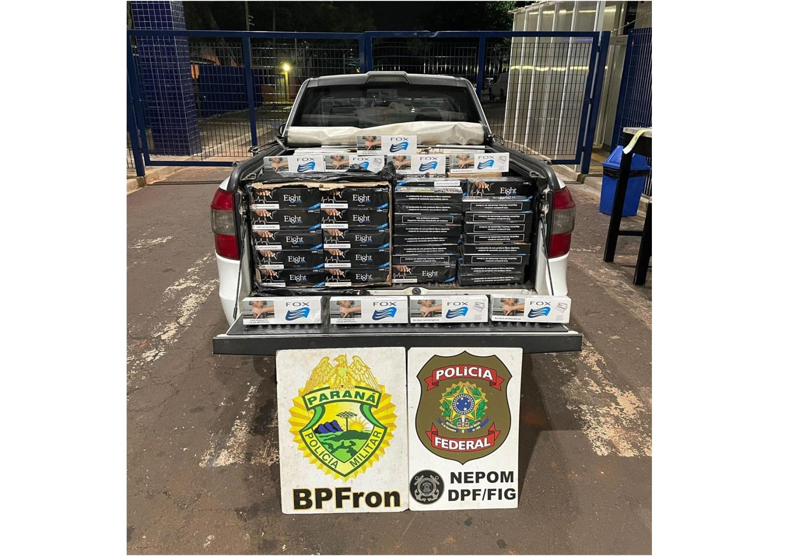 PF e PM resulta em apreensão de cigarros no Rio Paraná em Foz do Iguaçu