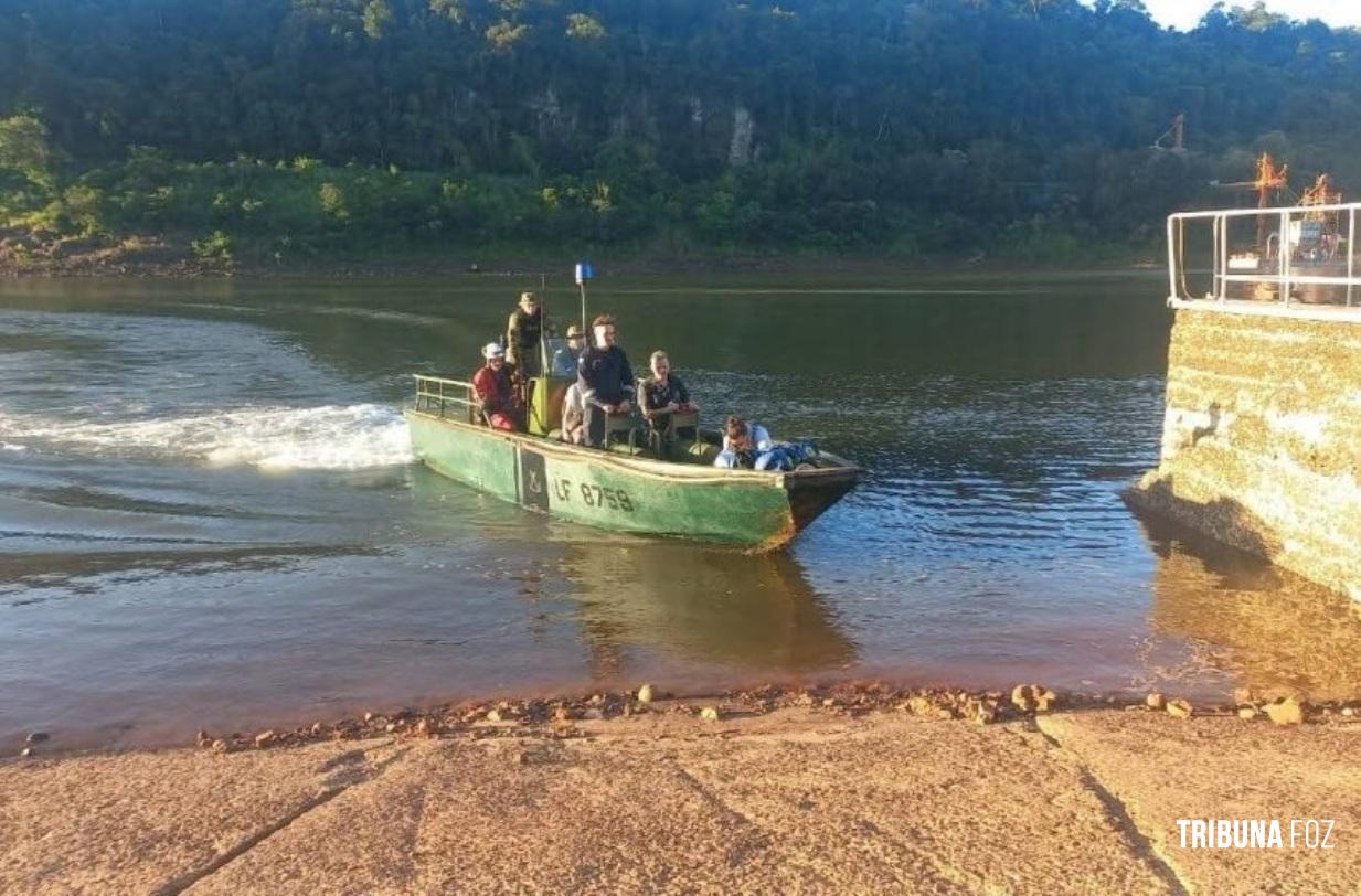 Dois turistas ficaram feridos após caírem na cachoeira 3 do Córrego Mbocai em Puerto Iguazu