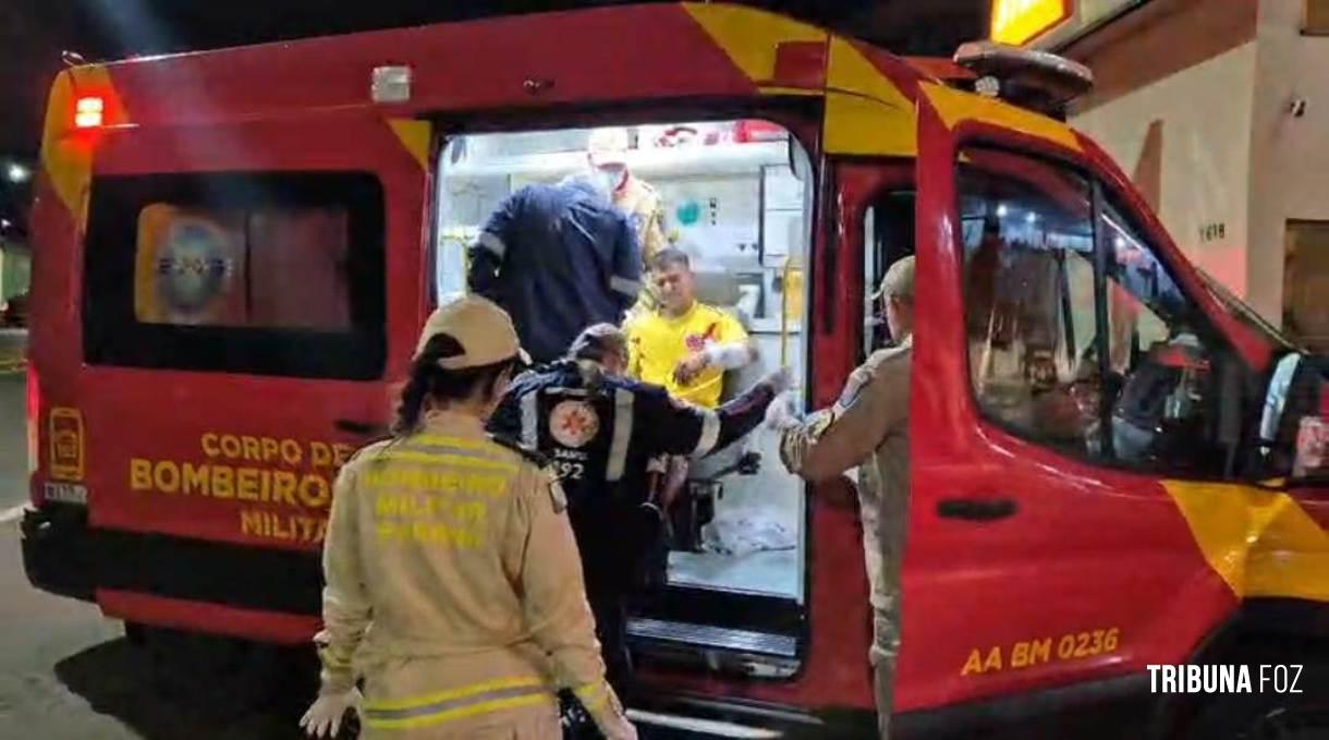 Homem é esfaqueado e tem o celular roubado no centro de Foz do Iguaçu