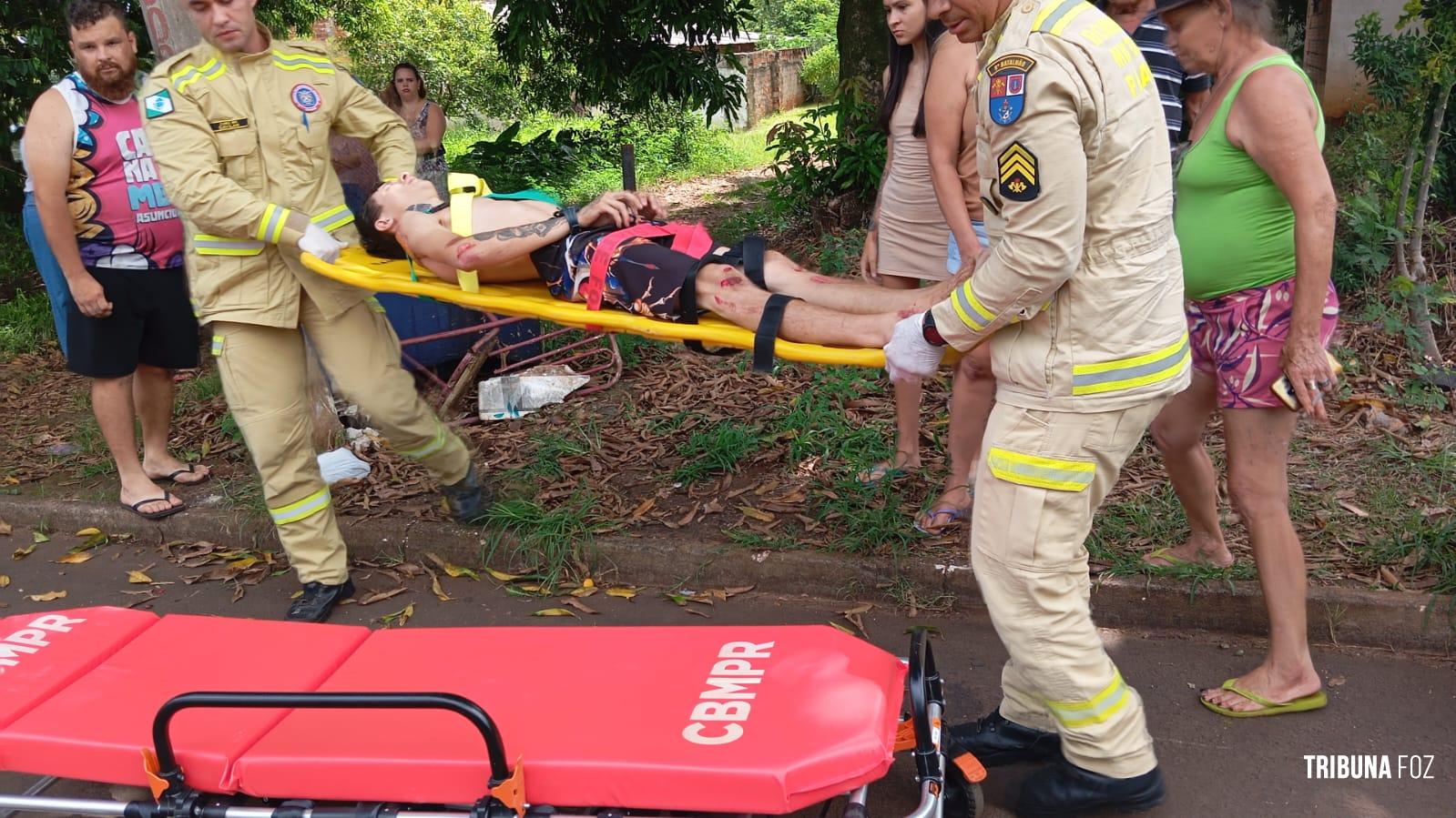 Motociclista é socorrido pelo Siate após colisão na Av. General Meira