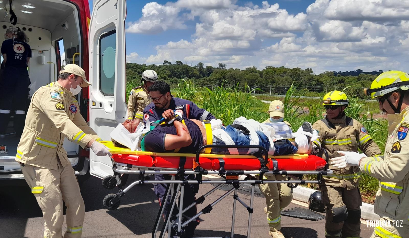 Motociclista que pilotava na contra-mão na Perimetral Leste colide de frente com veículo em cima do viaduto com a Av. das Cataratas