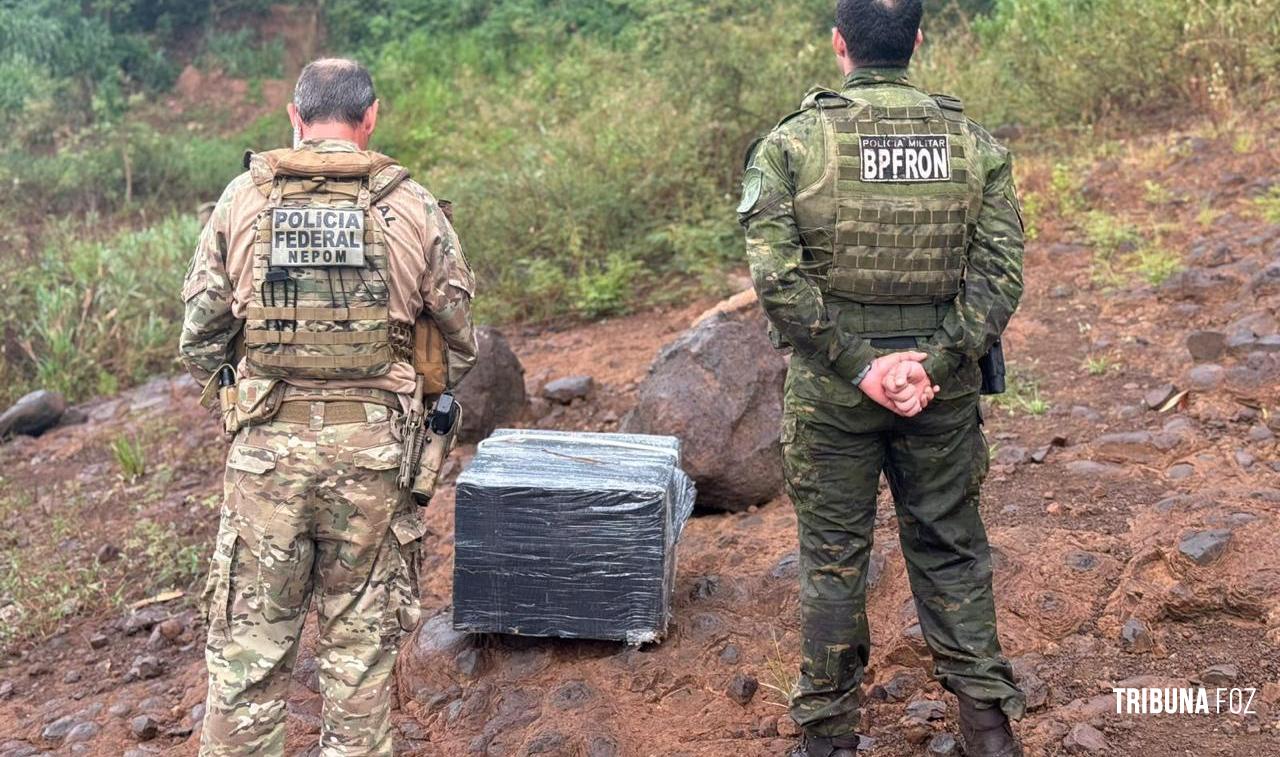 Policia Federal e PMPR apreendem contrabando na barranca do Rio Paraná em Foz do Iguaçu