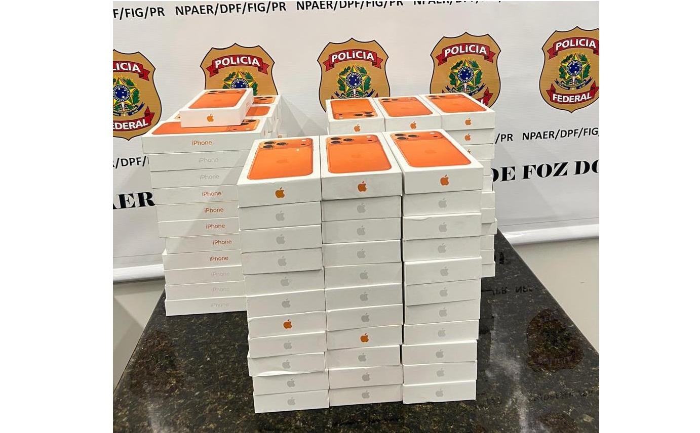 Policia Federal prende passageiro com carga milionária de produtos descaminhados no Aeroporto de Foz do Iguaçu