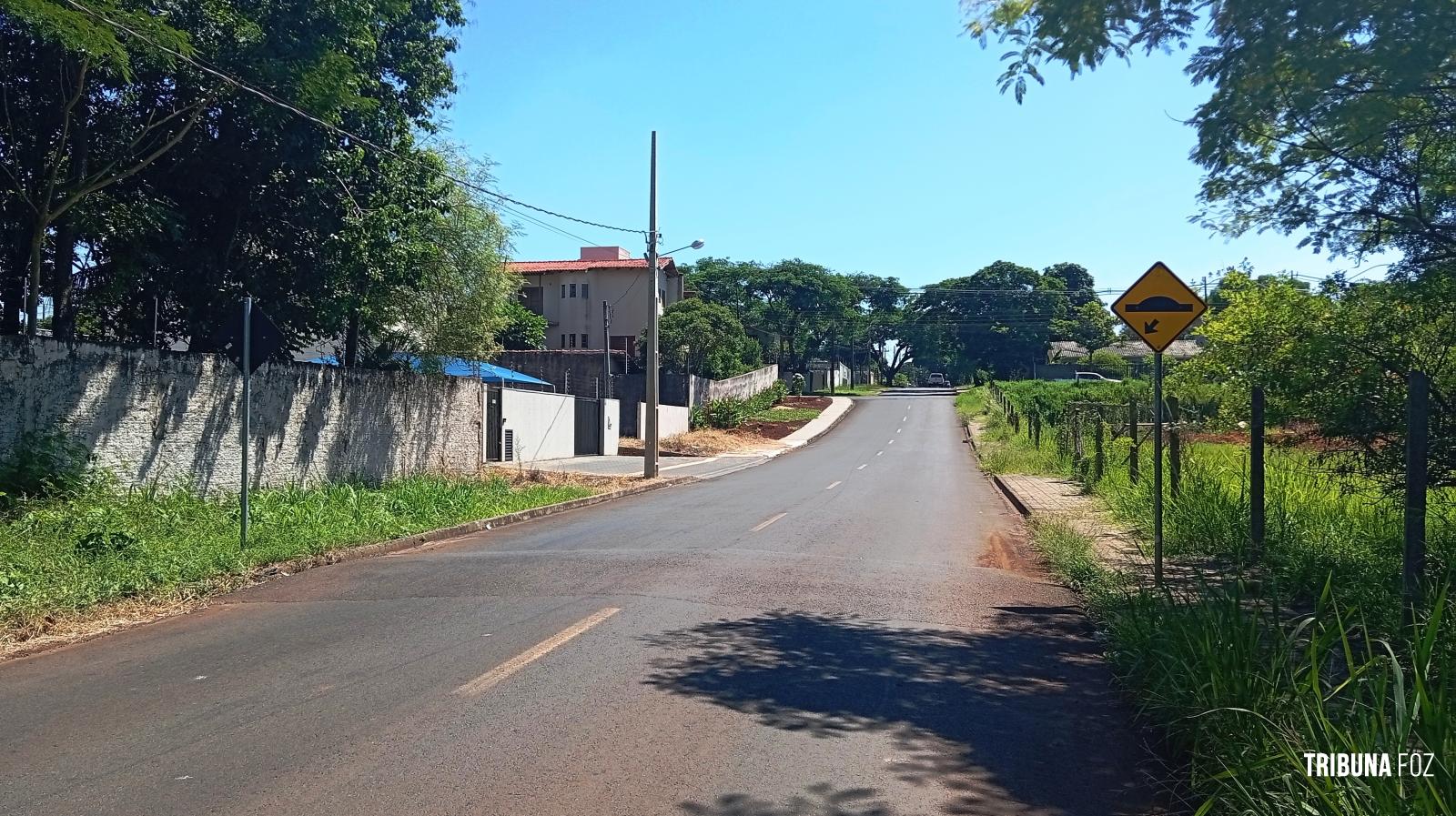 A Secretária que não enxerga o obvio?