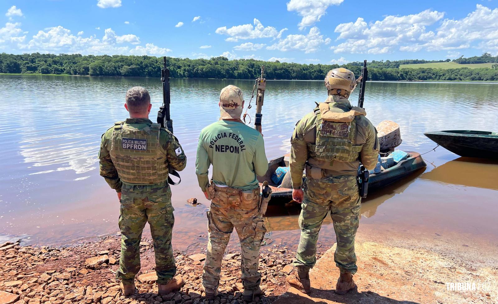 BPFRON e PF apreendem embarcação com mais de uma tonelada de maconha no Lago de Itaipu