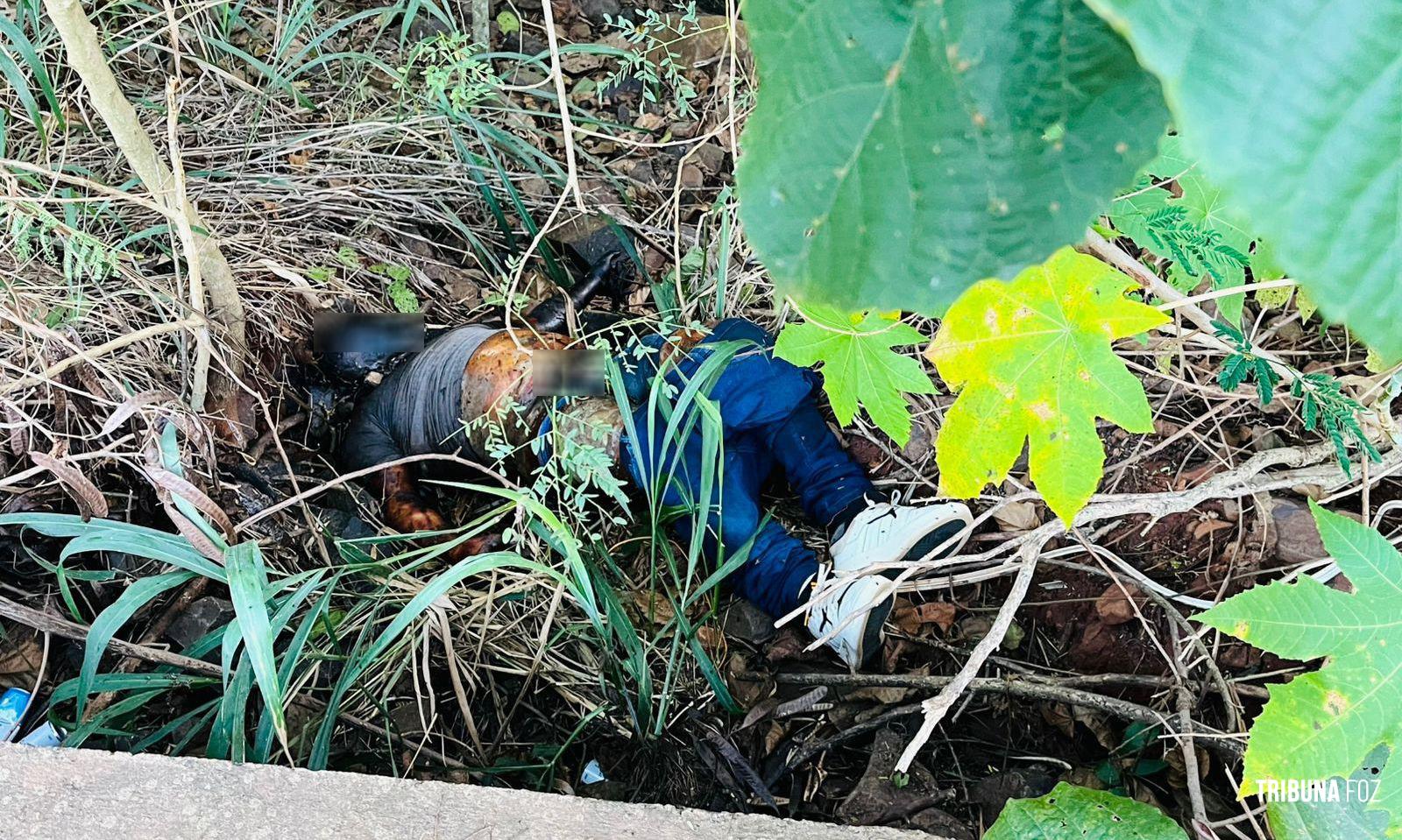 Corpo de homem é encontrado em avançado estado de decomposição no bairro Porto Belo