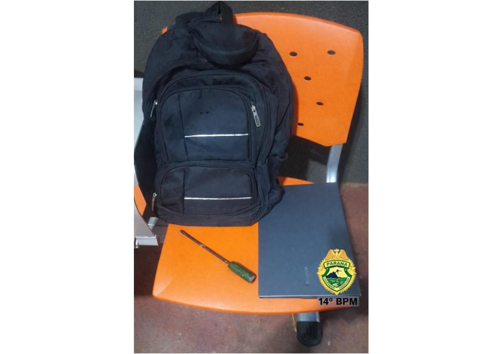 PM prende ladrão acusado de roubo e recupera notebook no centro de Foz do Iguaçu