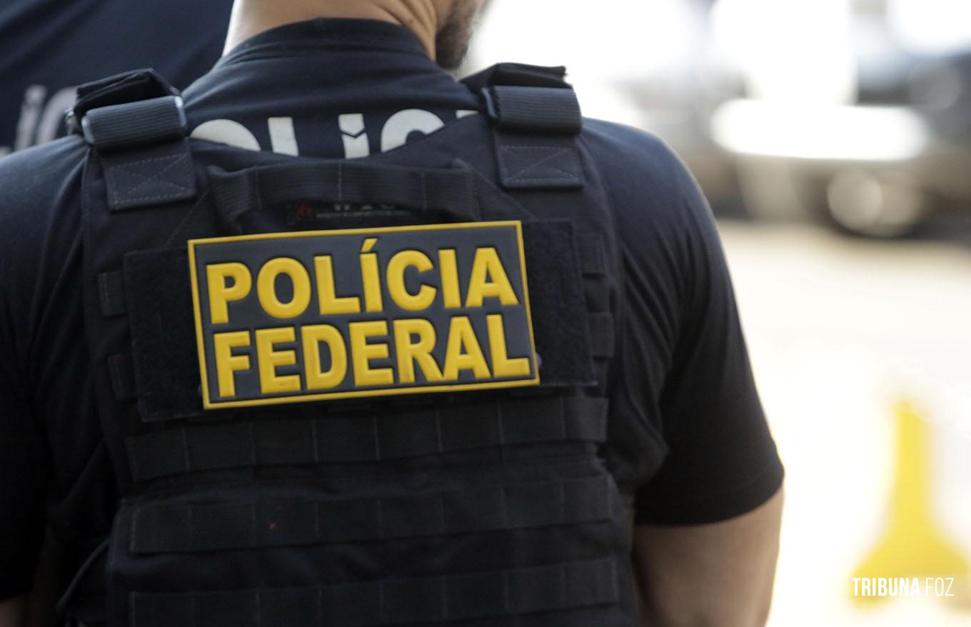 Policia Federal e Policia Civil cumprem mandado de prisão em Foz do Iguaçu