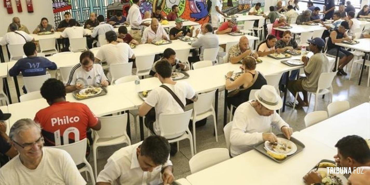 4 RESTAURANTES POPULARES: Em Foz do Iguaçu o anúncio sai quente, mas o projeto ainda está cru
