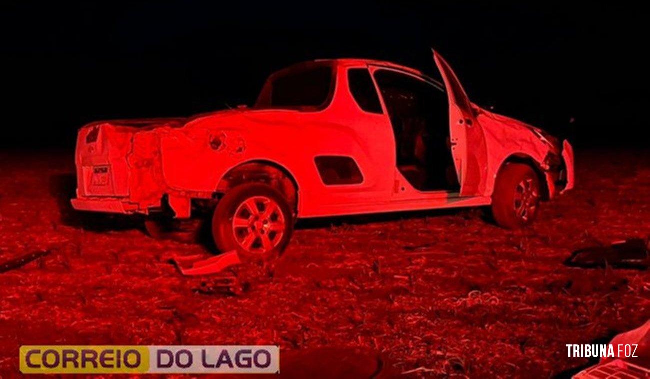 Carga de sorgo na pista provoca capotamento e deixa casal ferido entre Santa Helena e Entre Rios do Oeste