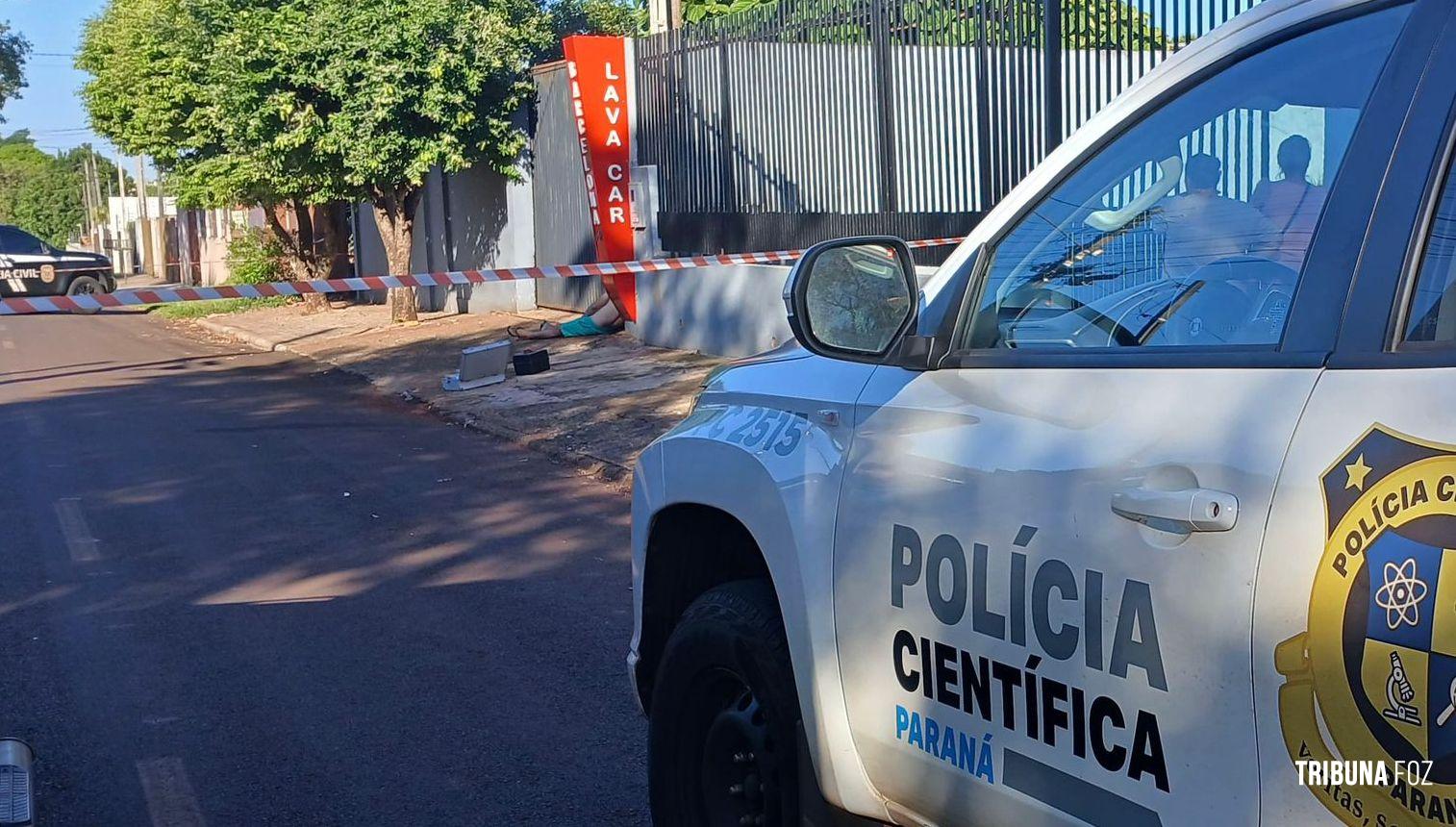 Fronteira violenta: Homem é executado a tiros em frente a lavacar no Jardim Alice