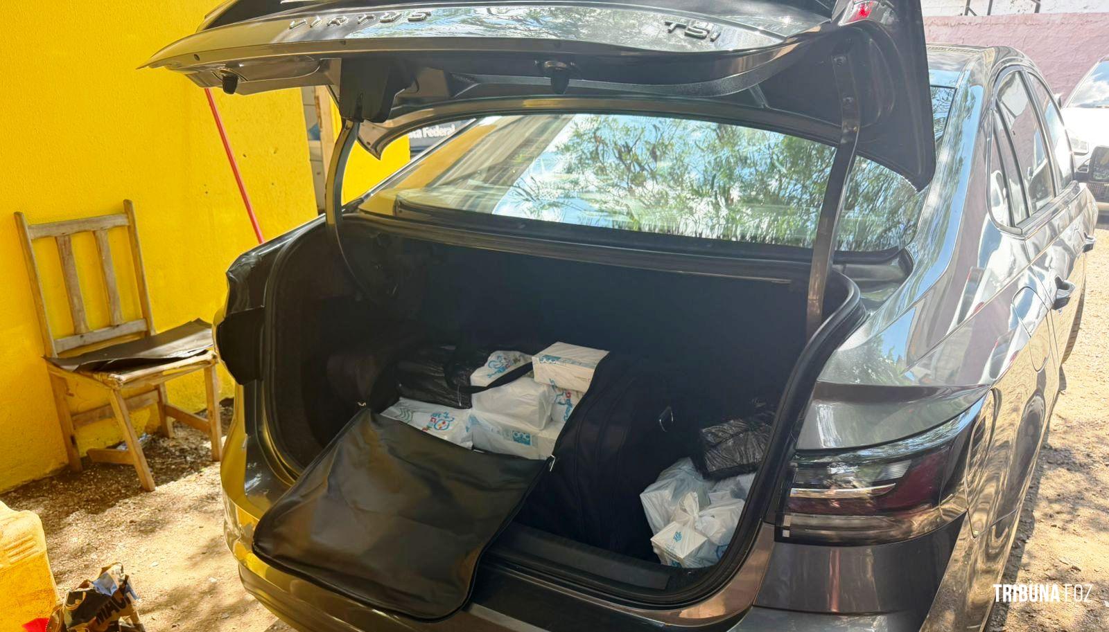 PF, PMPR E Receita Federal apreendem 400 celulares em Foz do Iguaçu