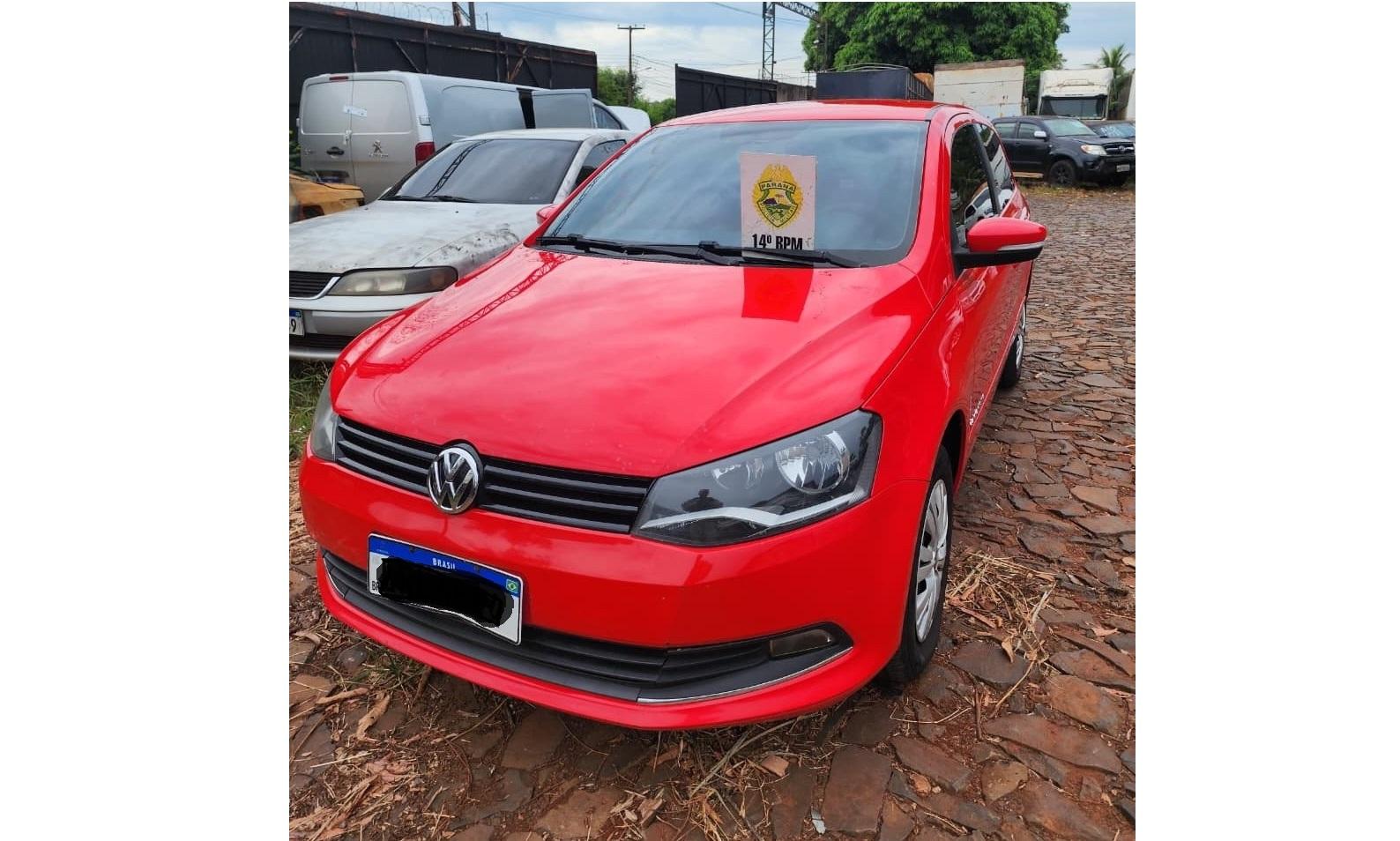 PM recupera veículo roubado no Bairro Jardim Guarapuava em Foz do Iguaçu