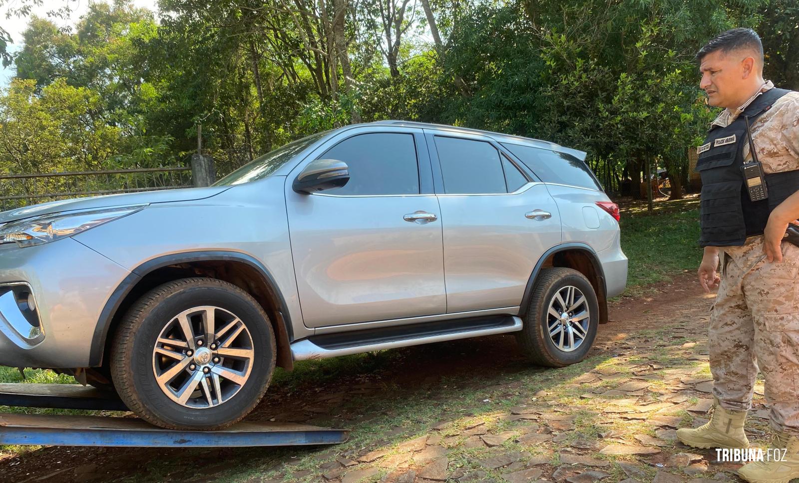 Policia Nacional recupera veículo furtado em Foz do Iguaçu e abandonado em Hernandárias