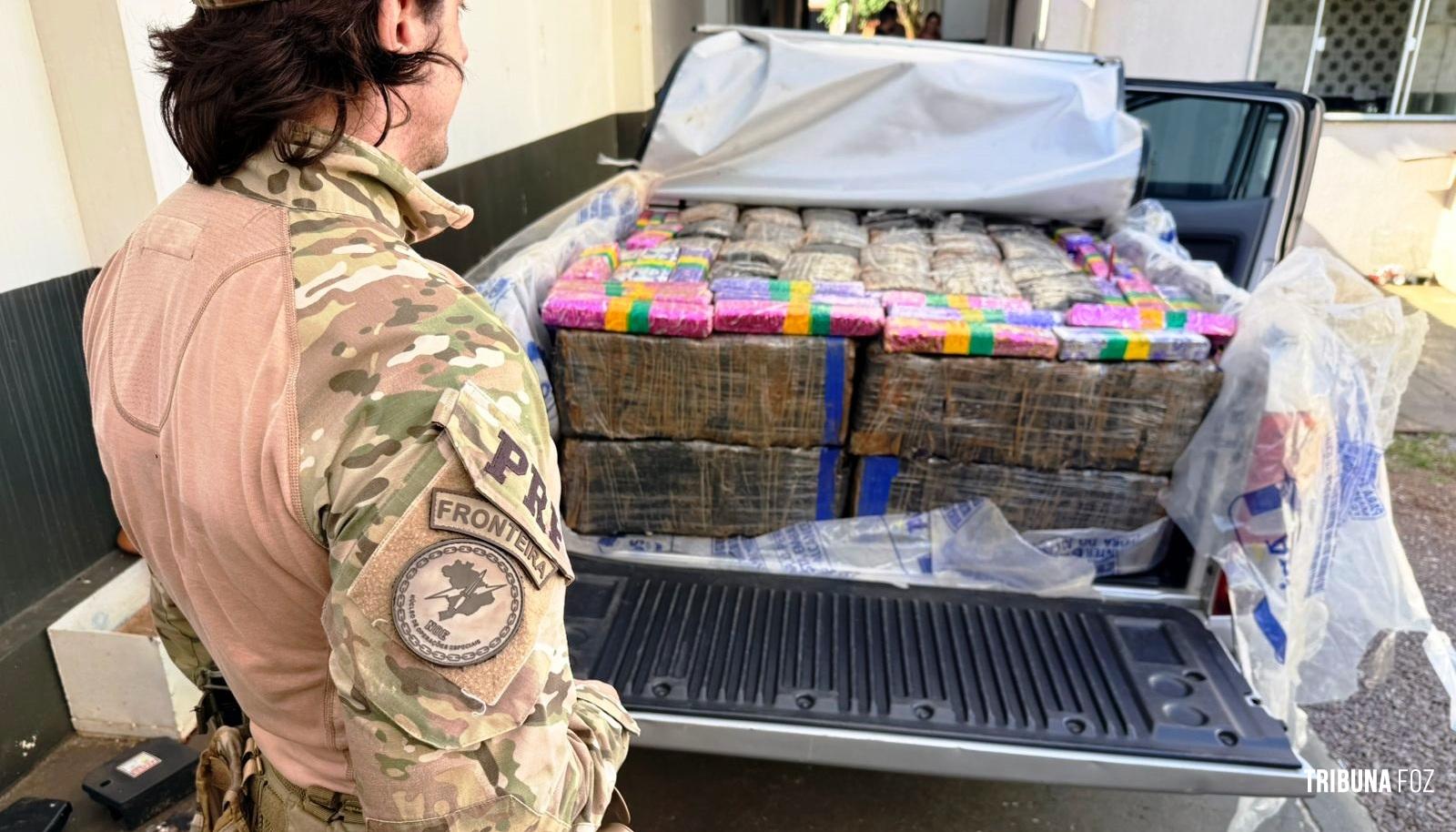 Após perseguição na BR-277, PRF prende homem com 939,2 Kg de maconha em Santa Tereza do Oeste